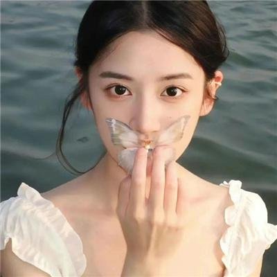 淘气小女巫第一季