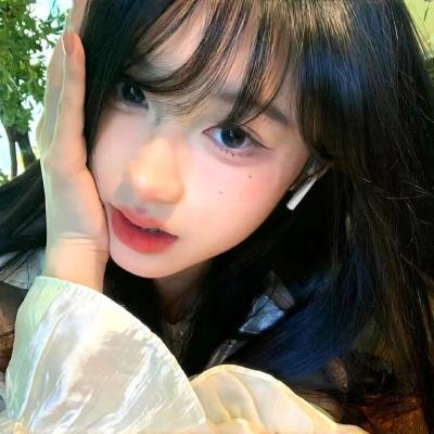 远看是蔚蓝的春天